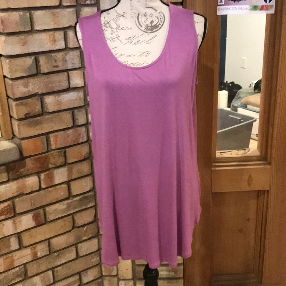 NWT Zeanna Premium Orchid Swing Tunic Tank